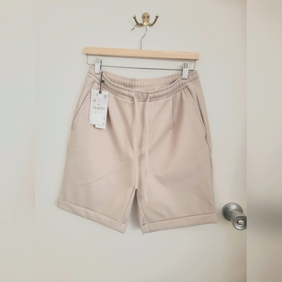 Mens zara beige/tan shorts - Picture 3 of 4